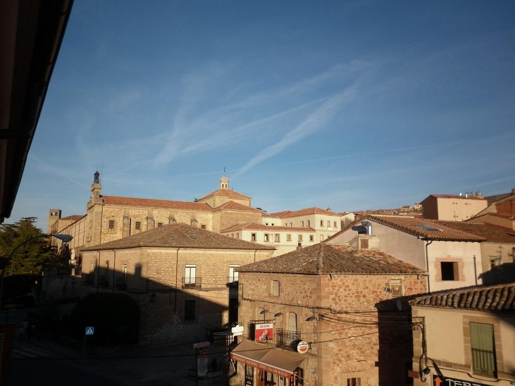 Hostal Meson Castilla Siguenza Exterior foto